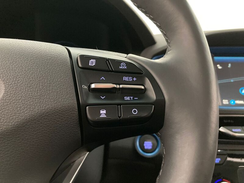 Hyundai IONIQ plug-in vaihtoauto