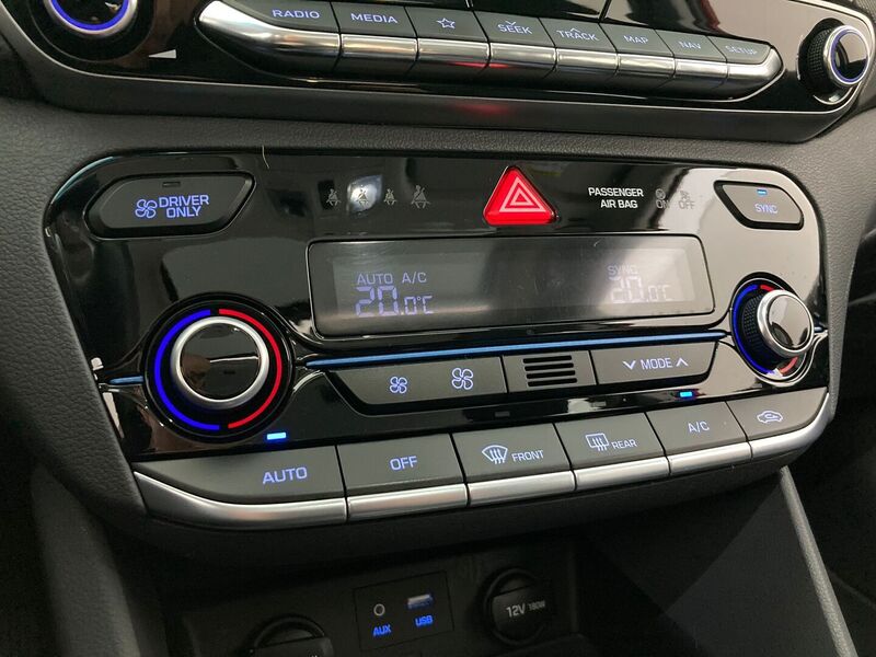 Hyundai IONIQ plug-in vaihtoauto