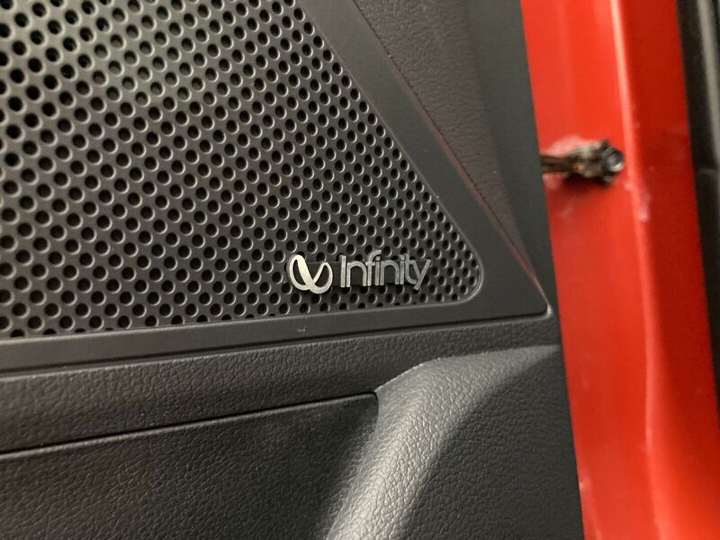 Hyundai IONIQ plug-in vaihtoauto