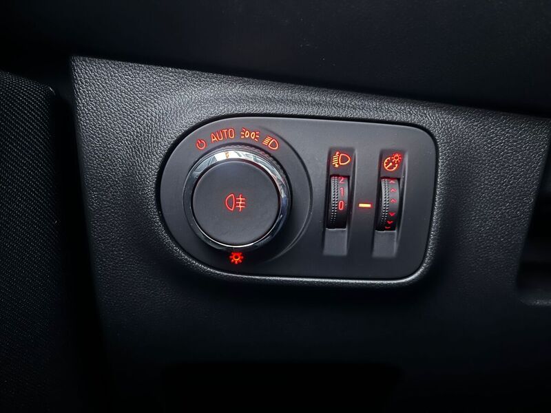 Opel Corsa vaihtoauto