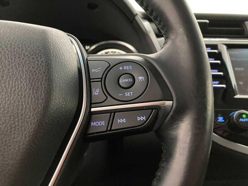 Toyota Camry vaihtoauto