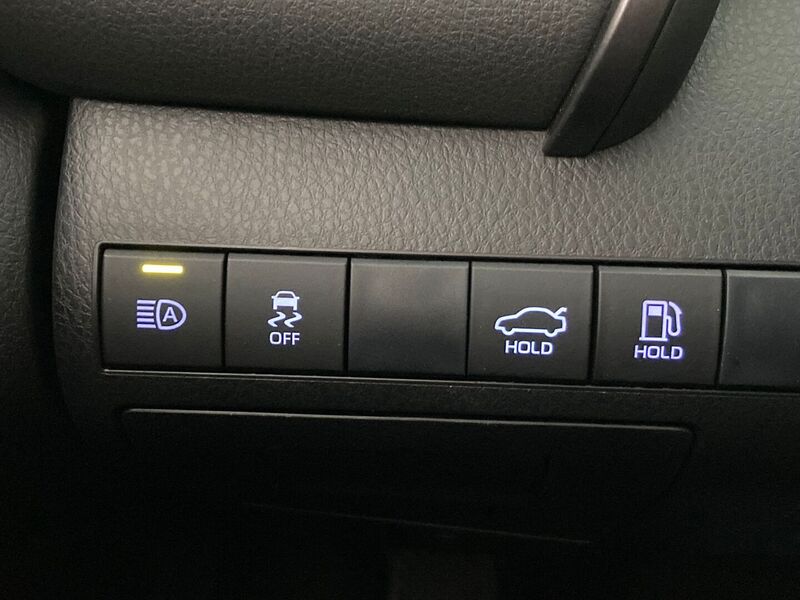 Toyota Camry vaihtoauto