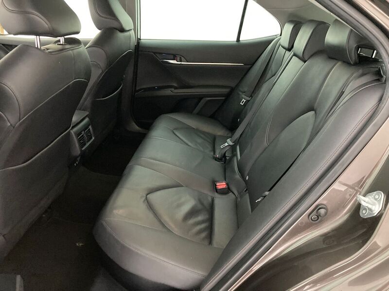 Toyota Camry vaihtoauto