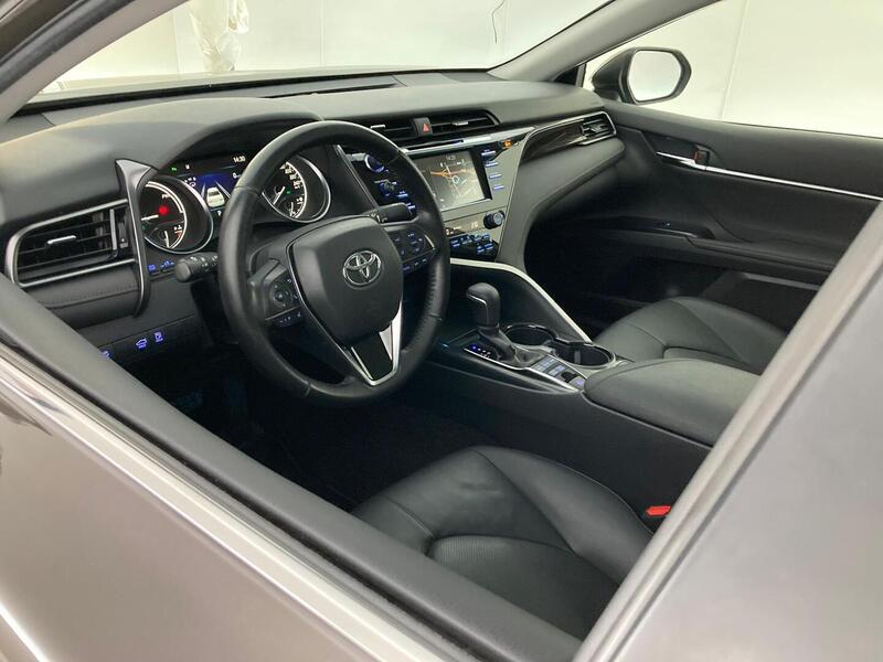 Toyota Camry vaihtoauto