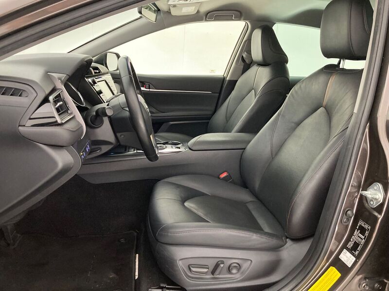 Toyota Camry vaihtoauto