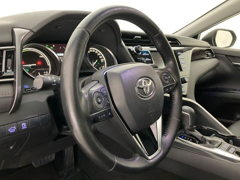 Toyota Camry vaihtoauto