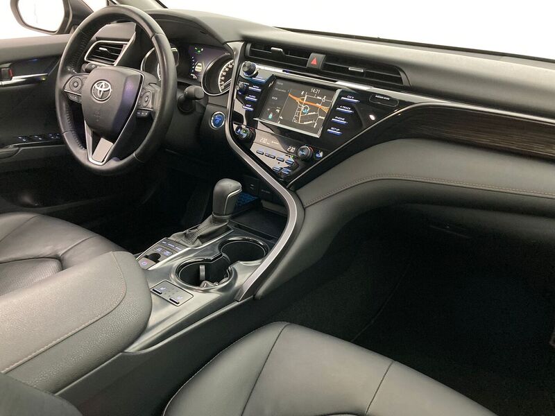 Toyota Camry vaihtoauto