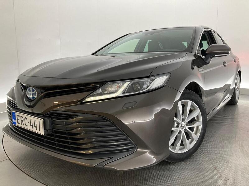 Toyota Camry vaihtoauto