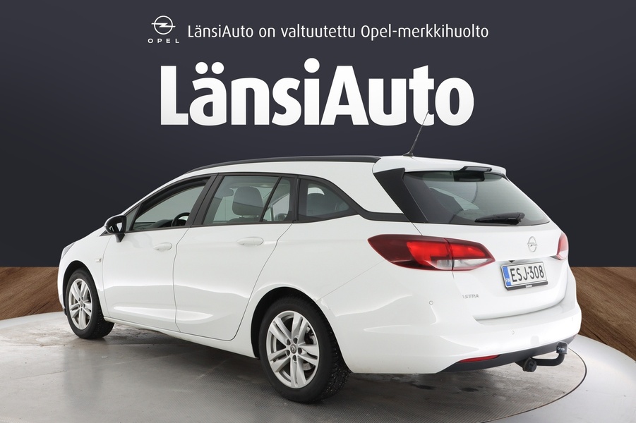 Opel Astra vaihtoauto