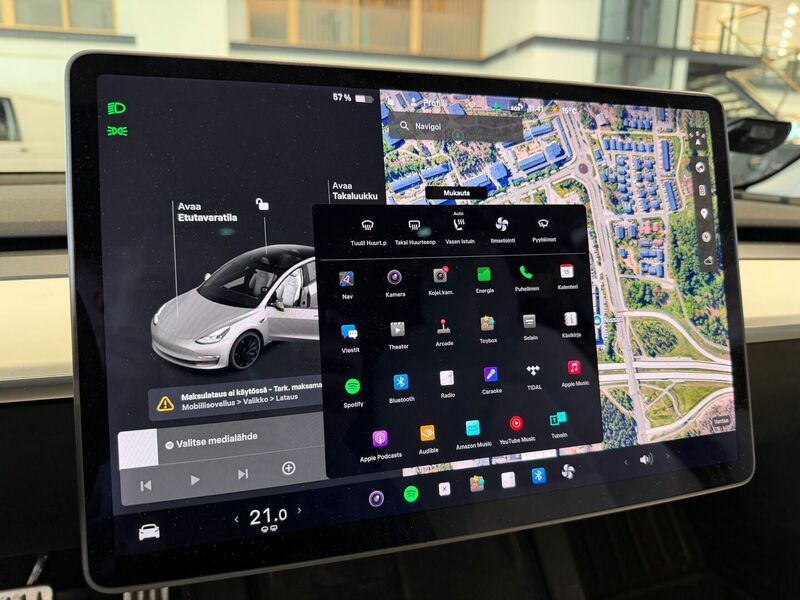 Tesla Model 3 vaihtoauto