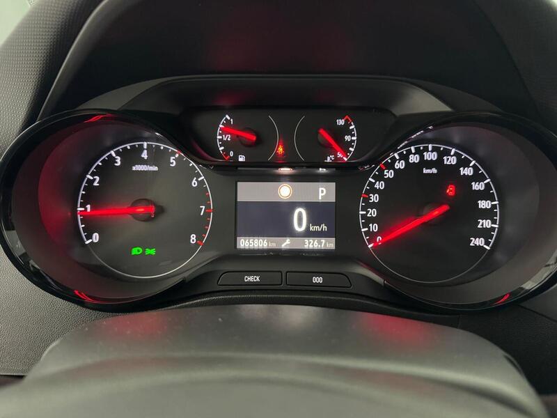 Opel Crossland vaihtoauto