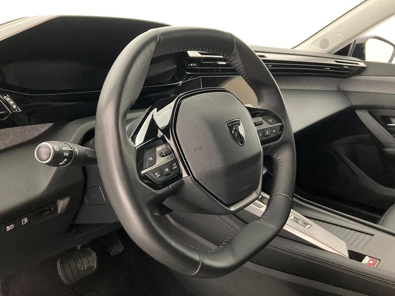 Peugeot 308 vaihtoauto