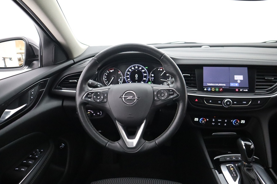 Opel Insignia vaihtoauto