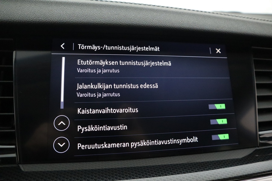 Opel Insignia vaihtoauto