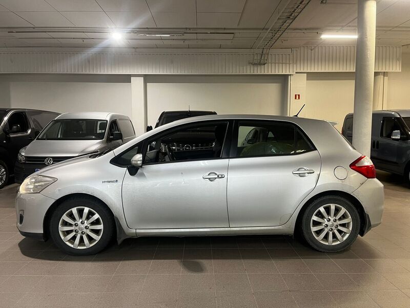 Toyota Auris vaihtoauto