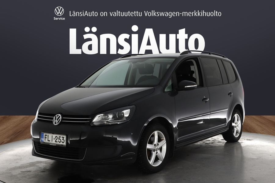 Volkswagen Touran vaihtoauto