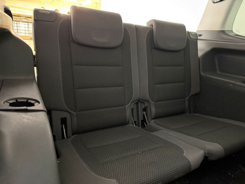 Volkswagen Touran vaihtoauto