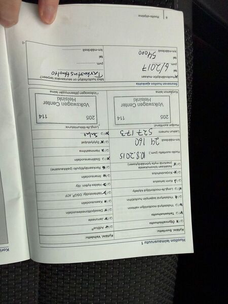 Volkswagen Touran vaihtoauto