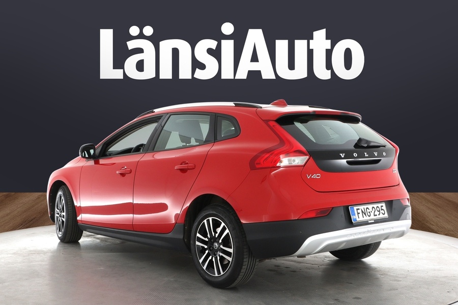 Volvo V40 Cross Country vaihtoauto