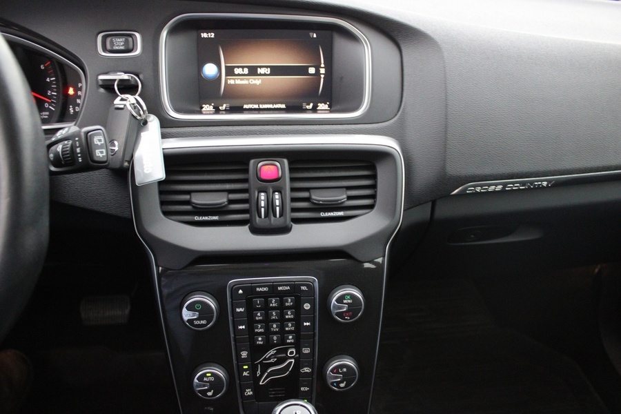 Volvo V40 Cross Country vaihtoauto