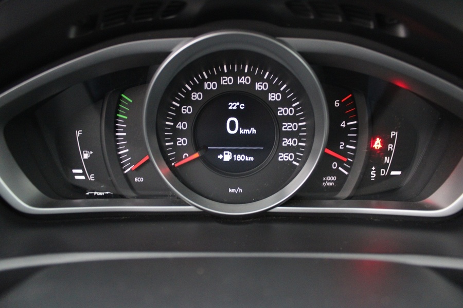 Volvo V40 Cross Country vaihtoauto