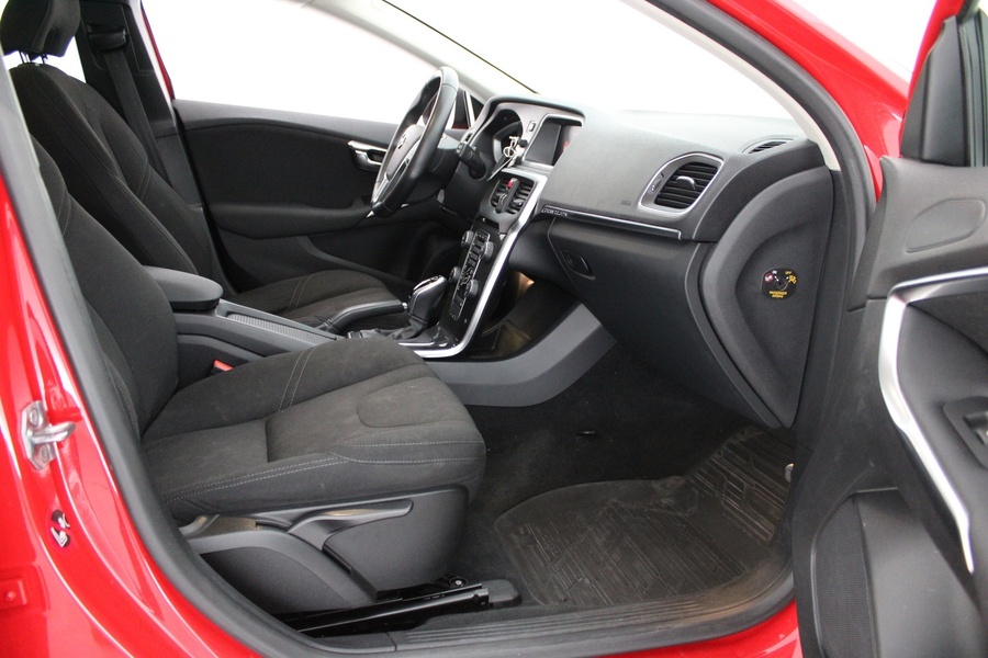 Volvo V40 Cross Country vaihtoauto