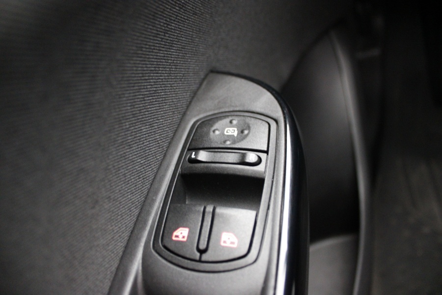 Opel Corsa vaihtoauto