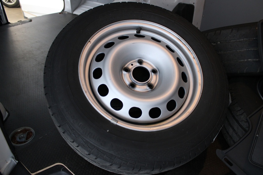 Opel Vivaro vaihtoauto