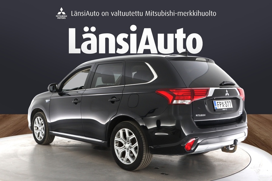 Mitsubishi Outlander PHEV vaihtoauto