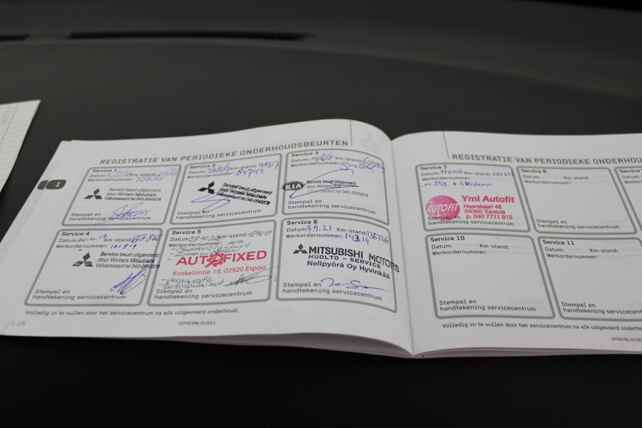 Mitsubishi Outlander PHEV vaihtoauto