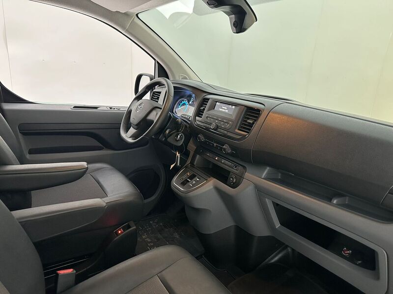 Opel Vivaro-e vaihtoauto