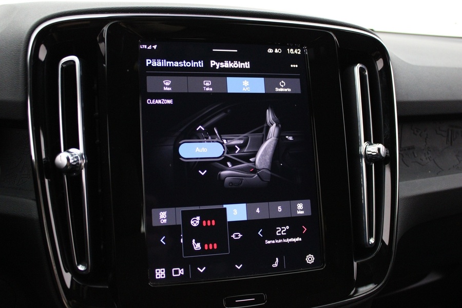 Volvo XC40 vaihtoauto