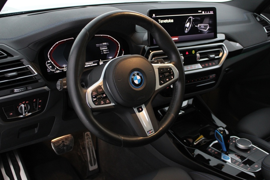 BMW iX3 vaihtoauto