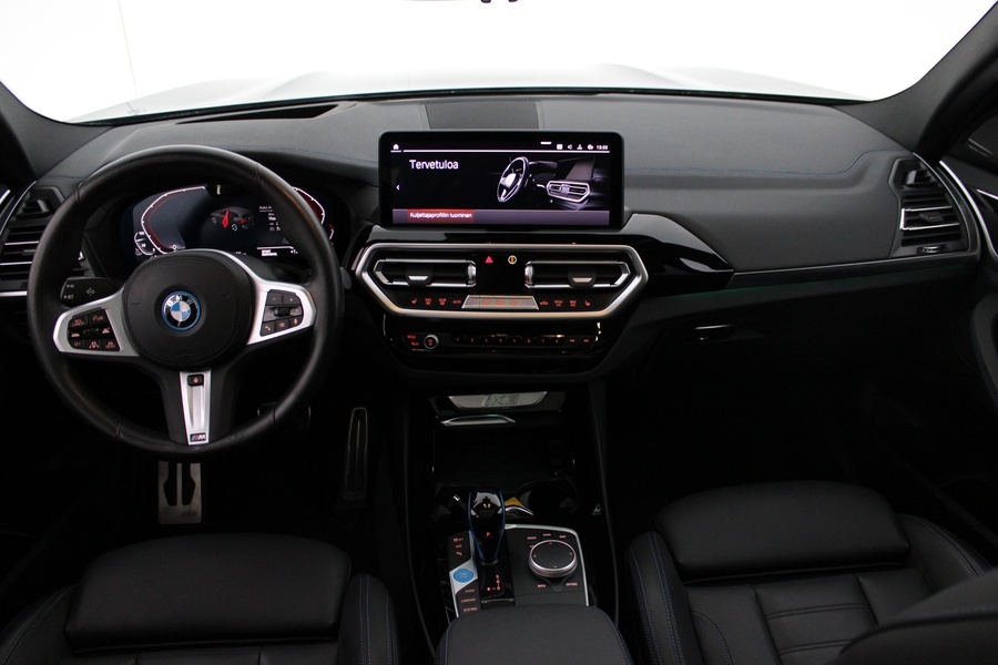 BMW iX3 vaihtoauto