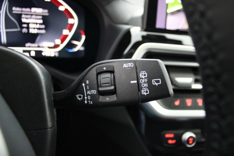 BMW iX3 vaihtoauto