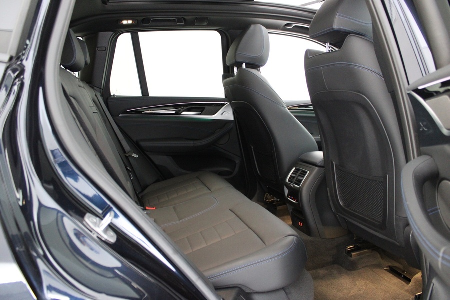 BMW iX3 vaihtoauto