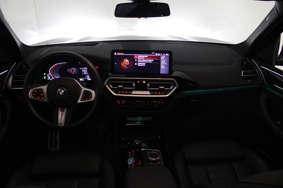 BMW iX3 vaihtoauto