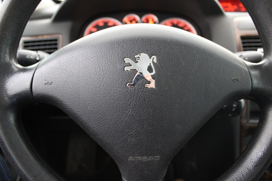 Peugeot 307 vaihtoauto