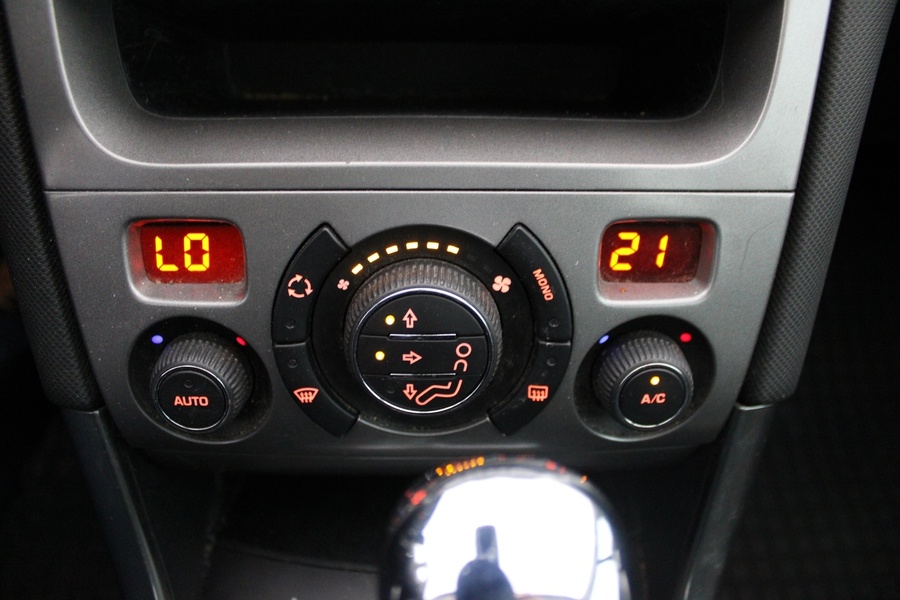 Peugeot 308 vaihtoauto
