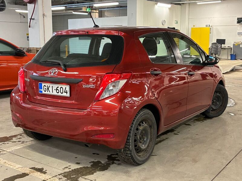 Toyota Yaris vaihtoauto