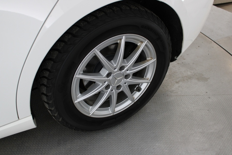 Mercedes-Benz B vaihtoauto