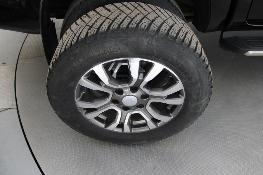 Ford Ranger vaihtoauto