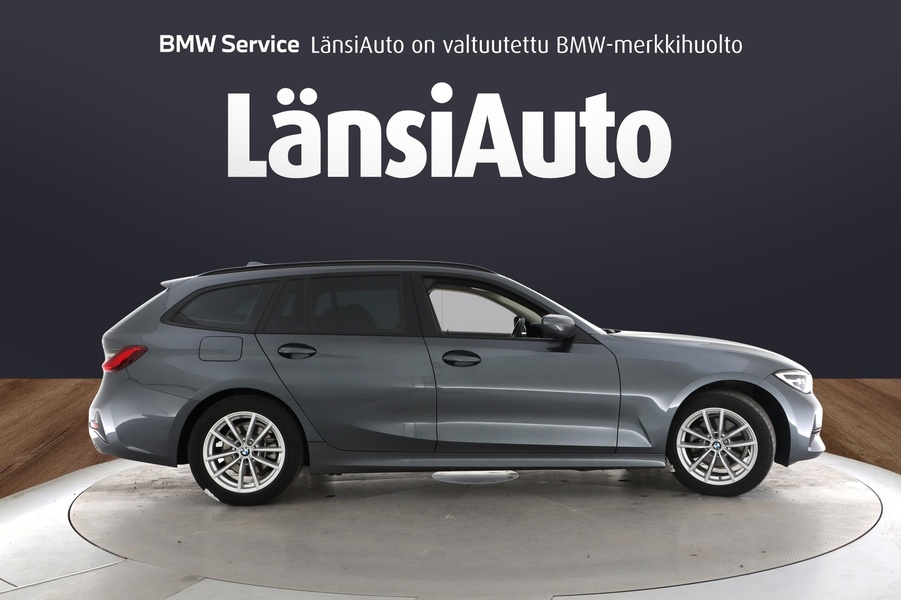 BMW 320 vaihtoauto