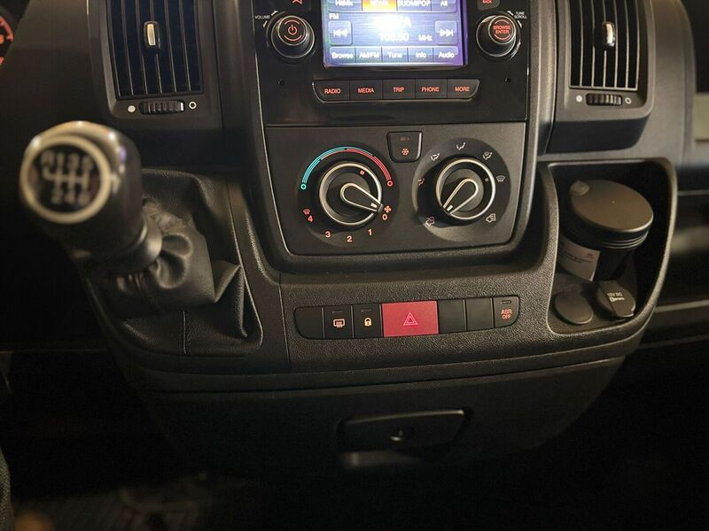 Peugeot Boxer vaihtoauto