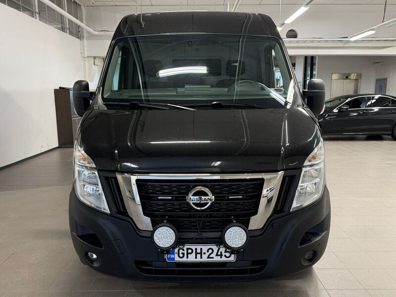 Nissan NV400 vaihtoauto