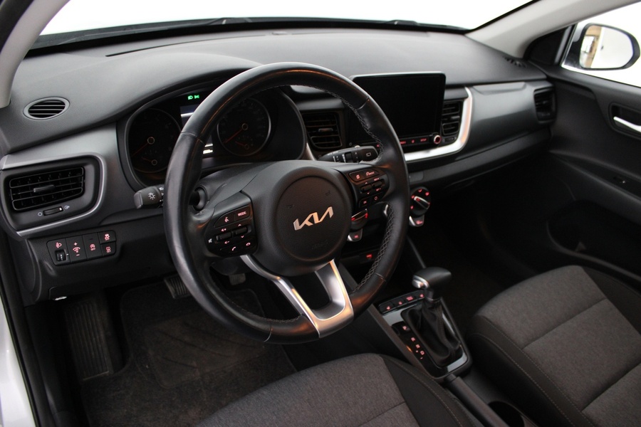 Kia Stonic vaihtoauto