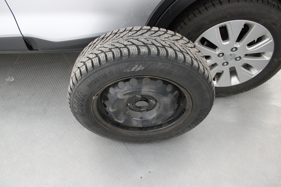 Kia Stonic vaihtoauto
