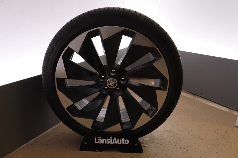 Skoda Enyaq vaihtoauto