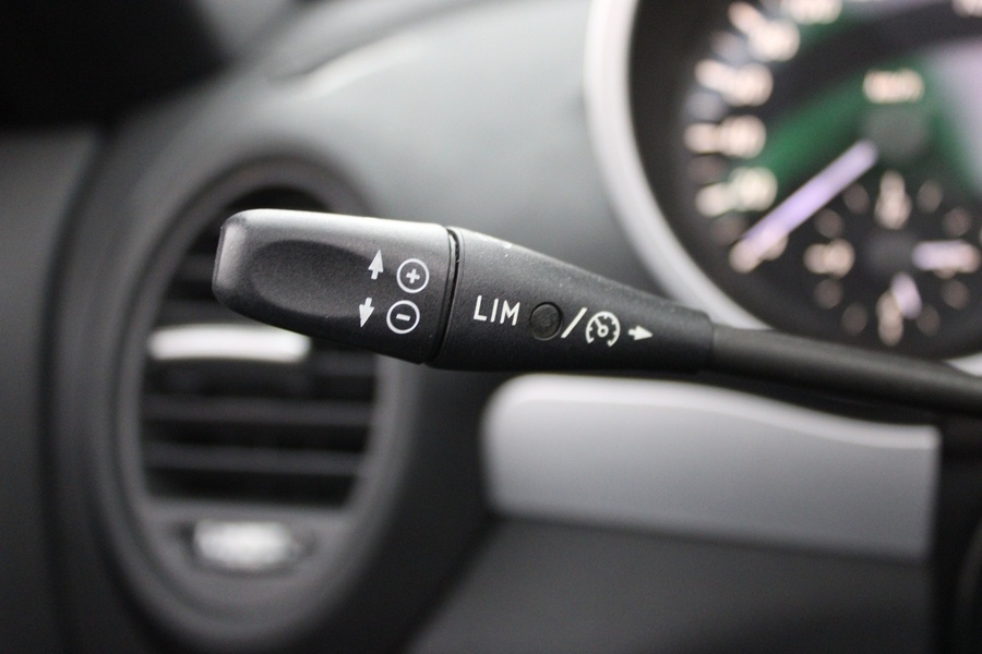 Mercedes-Benz SLK vaihtoauto