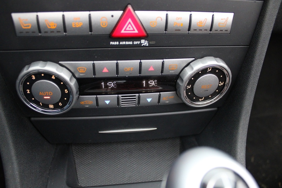 Mercedes-Benz SLK vaihtoauto